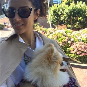 Meet your Posher, M isa